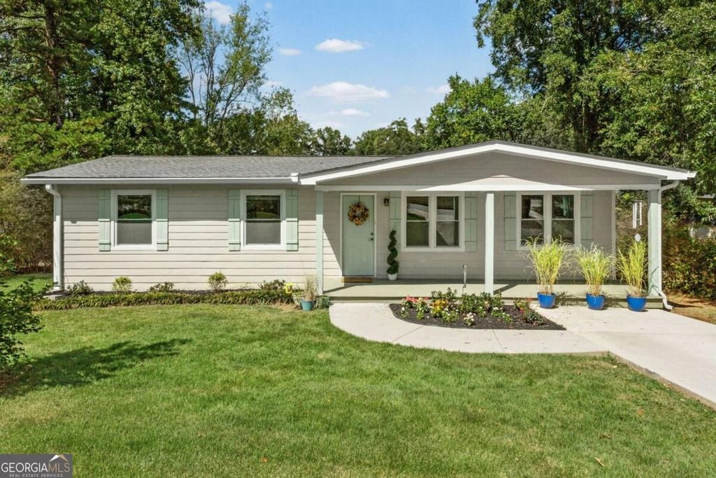 2406 Woodland Drive NW, Kennesaw, GA 30152