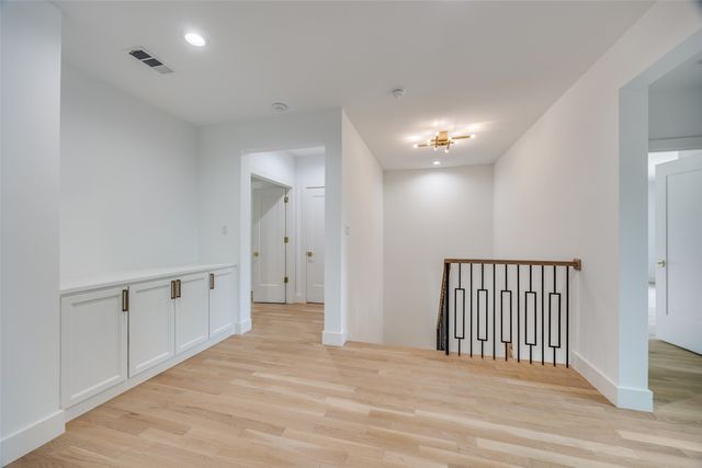 6270 Anita Street, Dallas, TX 75214