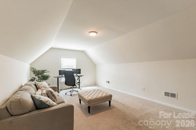 5826 Castlecove Road, Charlotte, NC 28273