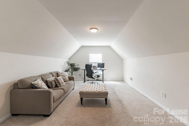 5826 Castlecove Road, Charlotte, NC 28273