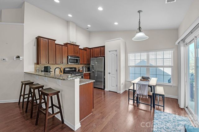 5826 Castlecove Road, Charlotte, NC 28273
