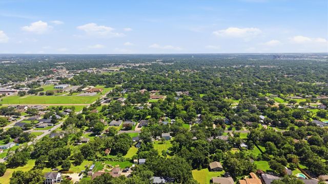 1405 Wright Boulevard, Baytown, TX 77520