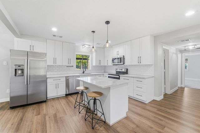 1405 Wright Boulevard, Baytown, TX 77520