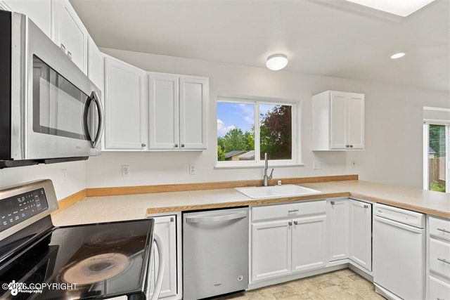 11970 Devonshire Circle, Anchorage, AK 99516