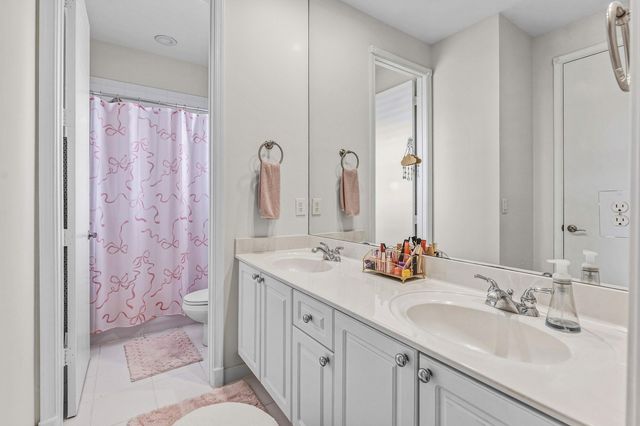 114 La Vida Court, Palm Beach Gardens, FL 33418