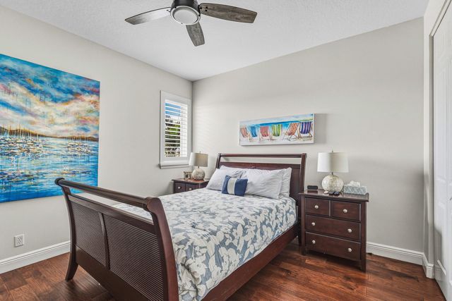 114 La Vida Court, Palm Beach Gardens, FL 33418