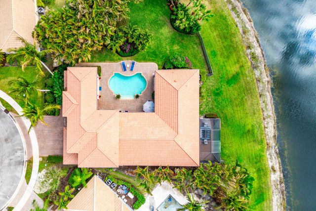 114 La Vida Court, Palm Beach Gardens, FL 33418