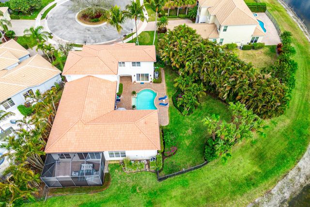 114 La Vida Court, Palm Beach Gardens, FL 33418