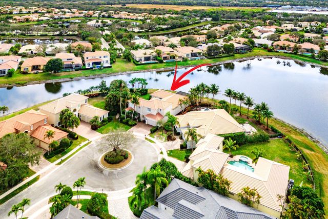114 La Vida Court, Palm Beach Gardens, FL 33418