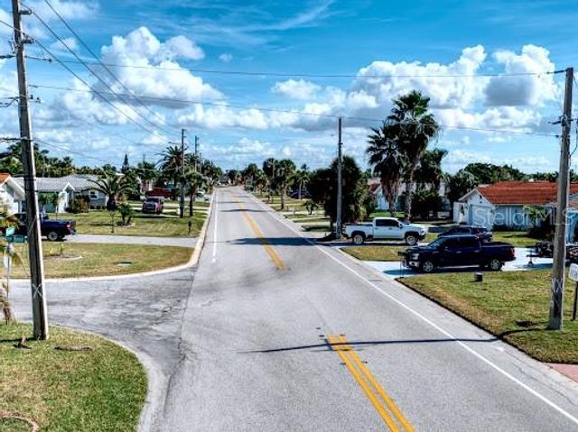 3532 FLORAMAR TERRACE, New Port Richey, FL 34652