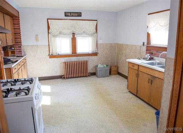 140 South Martin Street, Dunkirk, NY 14048