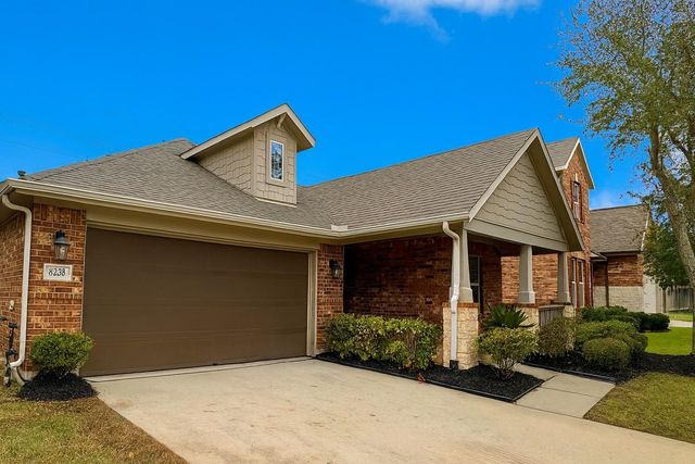 8235 Aleppo Pine Lane, Cypress, TX 77433