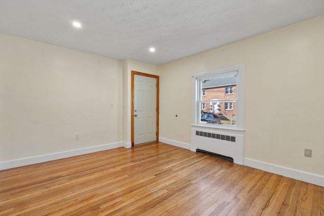 19 Beechcroft St 2, Boston, MA 02135