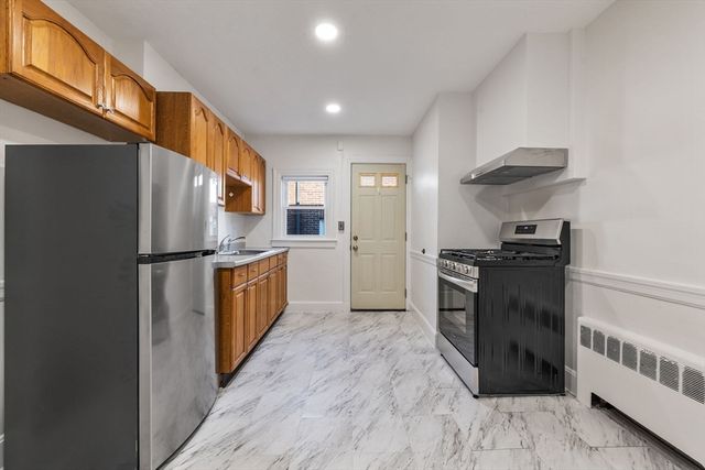 19 Beechcroft St 2, Boston, MA 02135