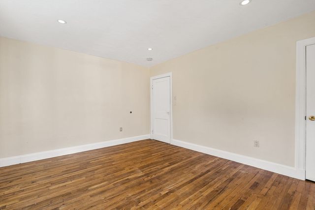 19 Beechcroft St 2, Boston, MA 02135