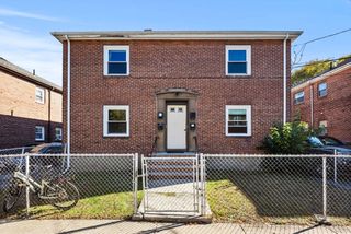 19 Beechcroft St 2, Boston, MA 02135