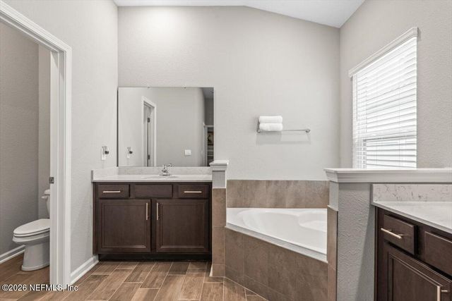 40 PECAN RIDGE Court, Jacksonville, FL 32218