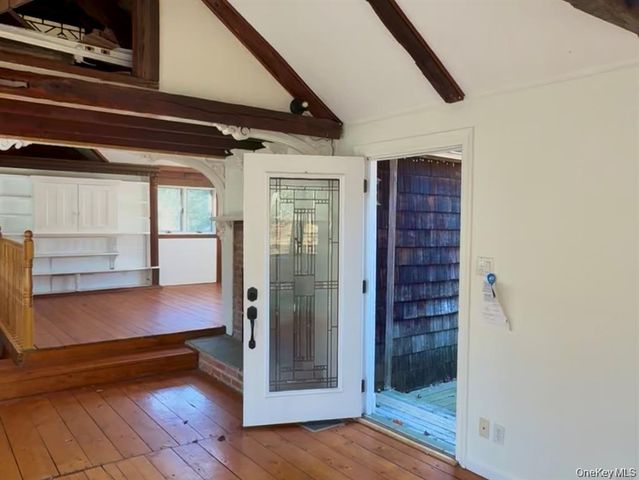 39 Cedar Drive, Southampton, NY 11968