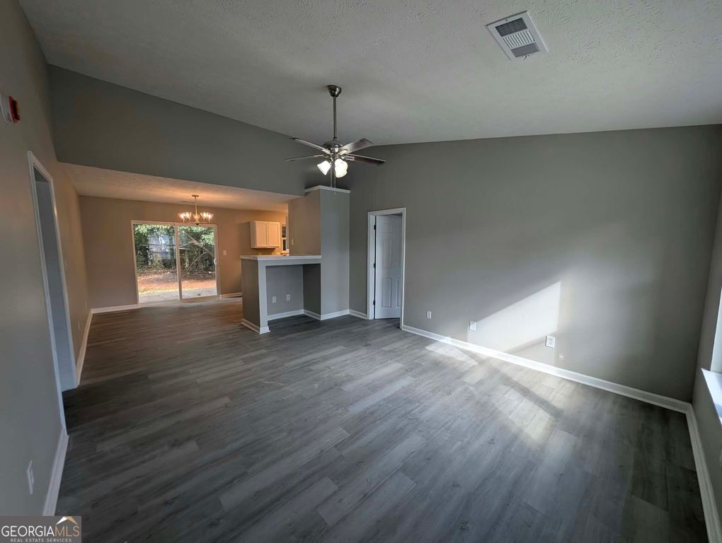 143 Crystal Brook, Griffin, GA 30223 — photo 2