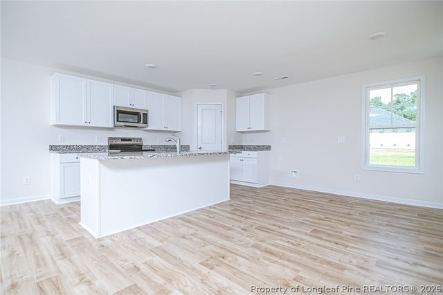1924 Bulldog Lane, Hope Mills, NC 28348