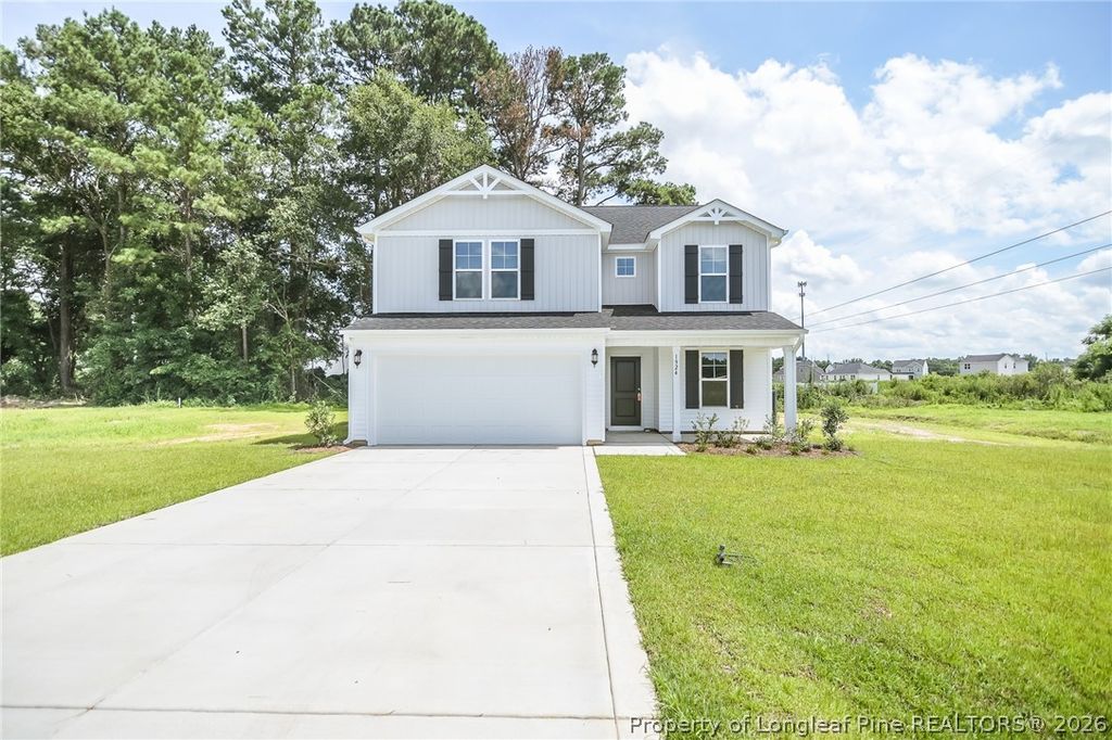1924 Bulldog Lane, Hope Mills, NC 28348