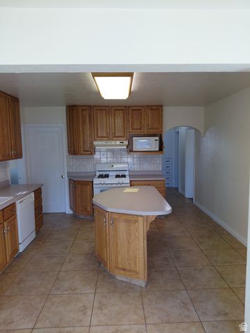 260 W 200 S, Fillmore, UT 84631