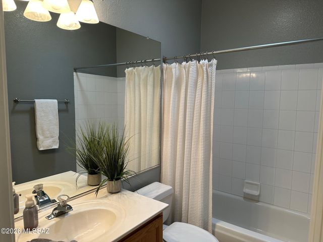 5672 N Cherokee Ridge Road, Tucson, AZ 85750