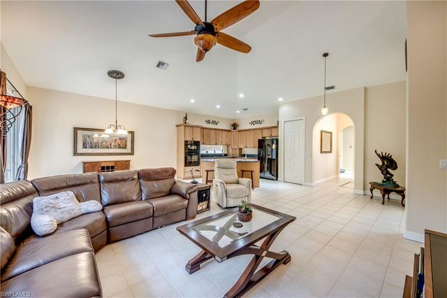7533 Key Deer CT, Fort Myers, FL 33966