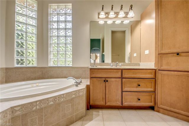 7533 Key Deer CT, Fort Myers, FL 33966