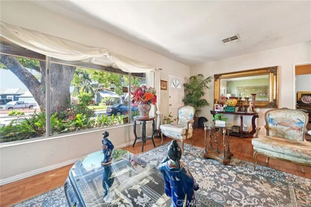 13944 Brightwell Ave, Paramount, CA 90723