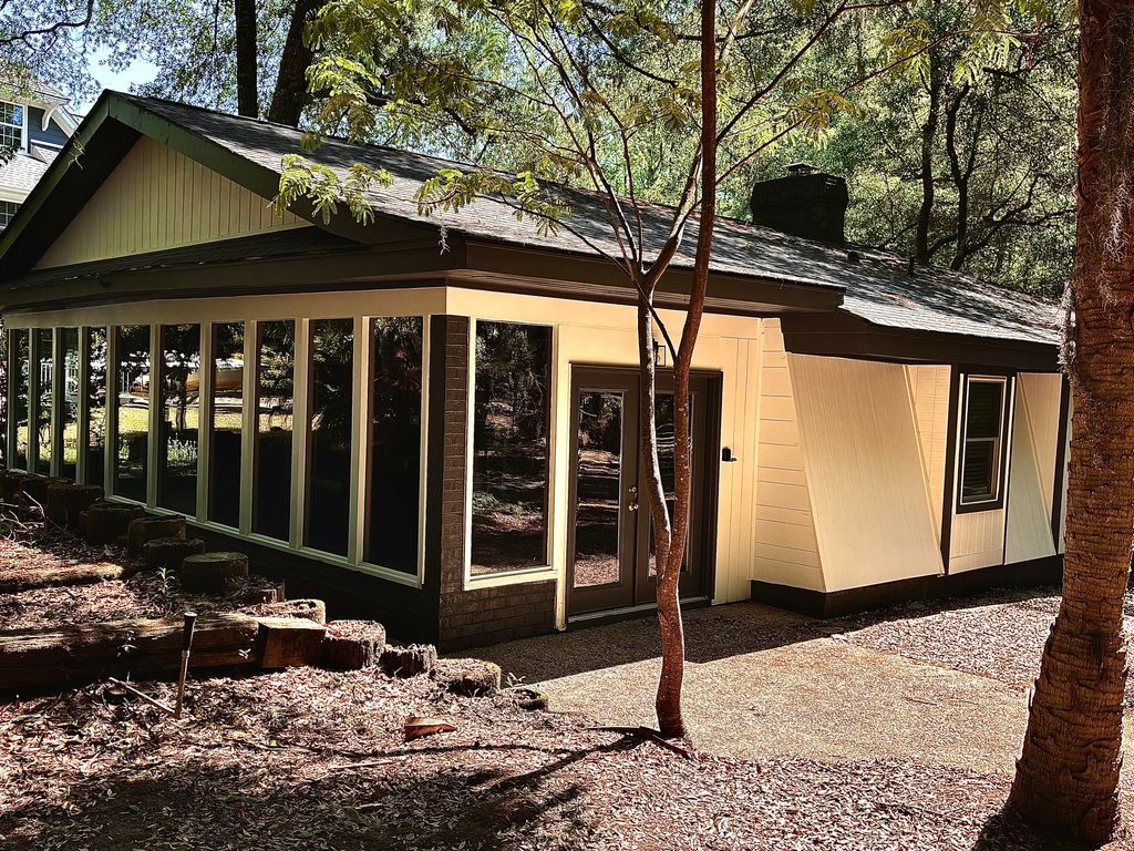 106 Weston Drive, Pawleys Island, SC 29585