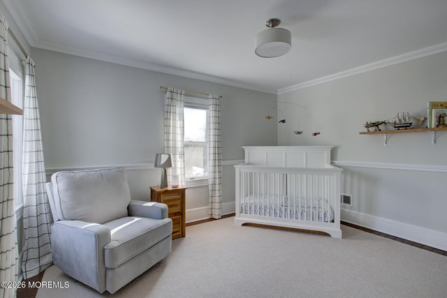 39 E River Road, Rumson, NJ 07760