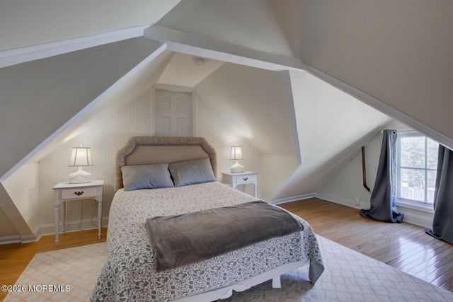 39 E River Road, Rumson, NJ 07760