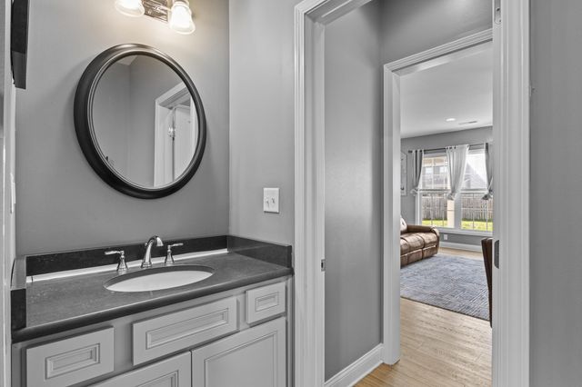 665 Windflower Way, Lexington, KY 40511