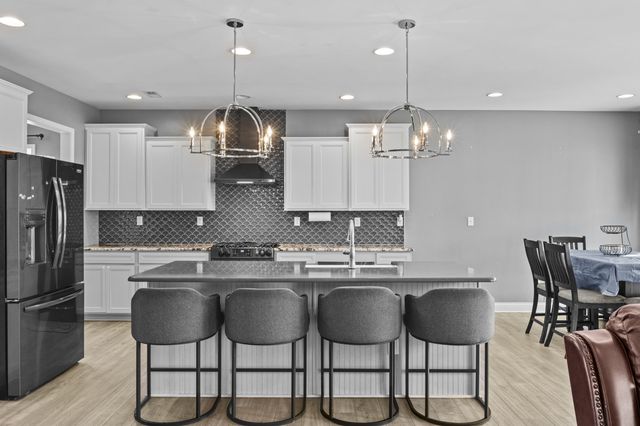665 Windflower Way, Lexington, KY 40511