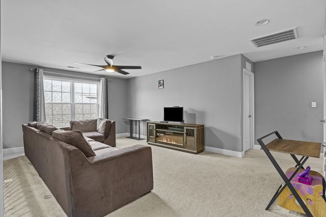 665 Windflower Way, Lexington, KY 40511
