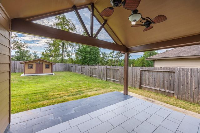 1945 Briar Grove Drive, Conroe, TX 77301