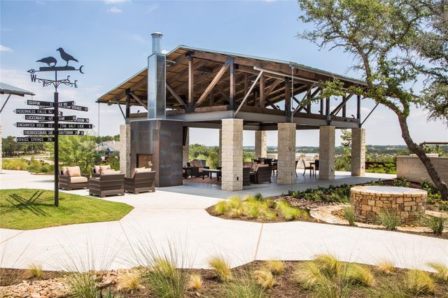 766 Iron Willow LOOP, Dripping Springs, TX 78620
