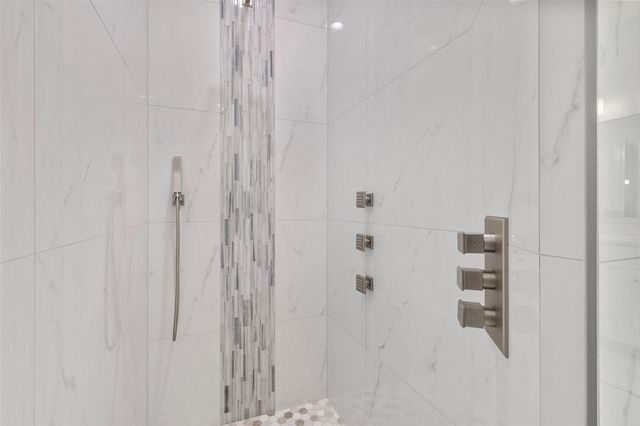 2098 MANHEIM AVENUE, North Port, FL 34286