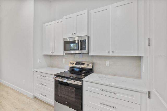 2098 MANHEIM AVENUE, North Port, FL 34286