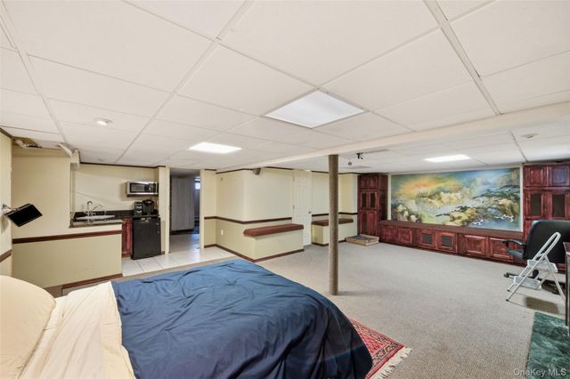 160 Clearmeadow Drive, East Meadow, NY 11554