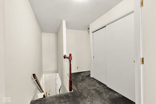 8119 Bromley Place, Indianapolis, IN 46219