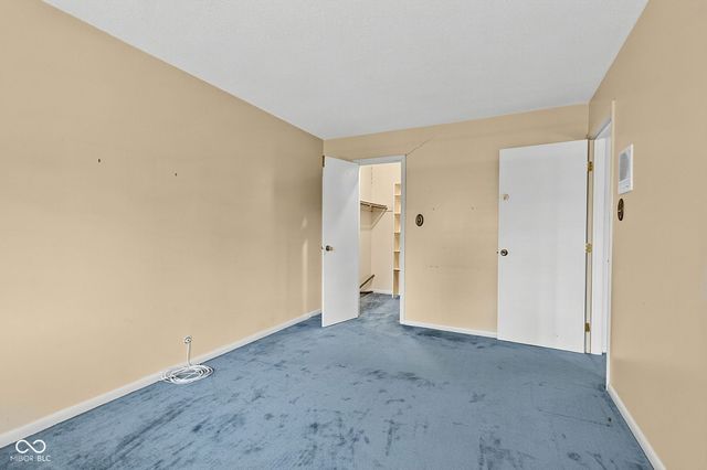 8119 Bromley Place, Indianapolis, IN 46219
