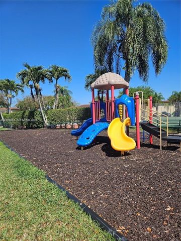 8837 NW 48th St ., Sunrise, FL 33351
