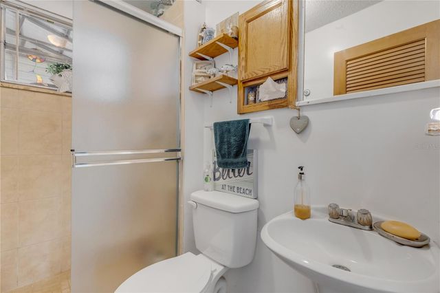 201 GARY AVENUE, Oak Hill, FL 32759