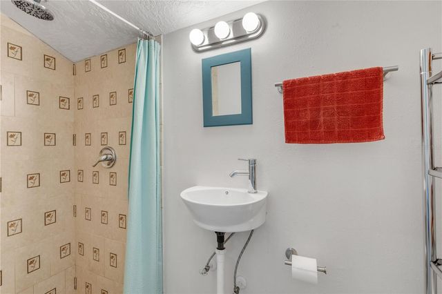 201 GARY AVENUE, Oak Hill, FL 32759