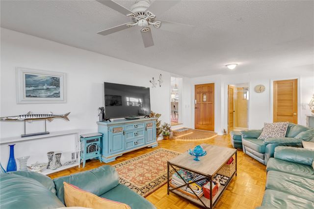 201 GARY AVENUE, Oak Hill, FL 32759