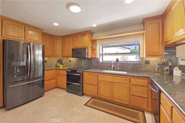 15597 Rolling Ridge, Chino Hills, CA 91709