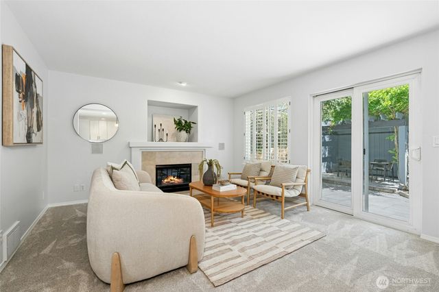 4048 56th Avenue SW, Seattle, WA 98116