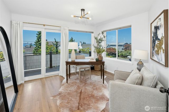 4048 56th Avenue SW, Seattle, WA 98116